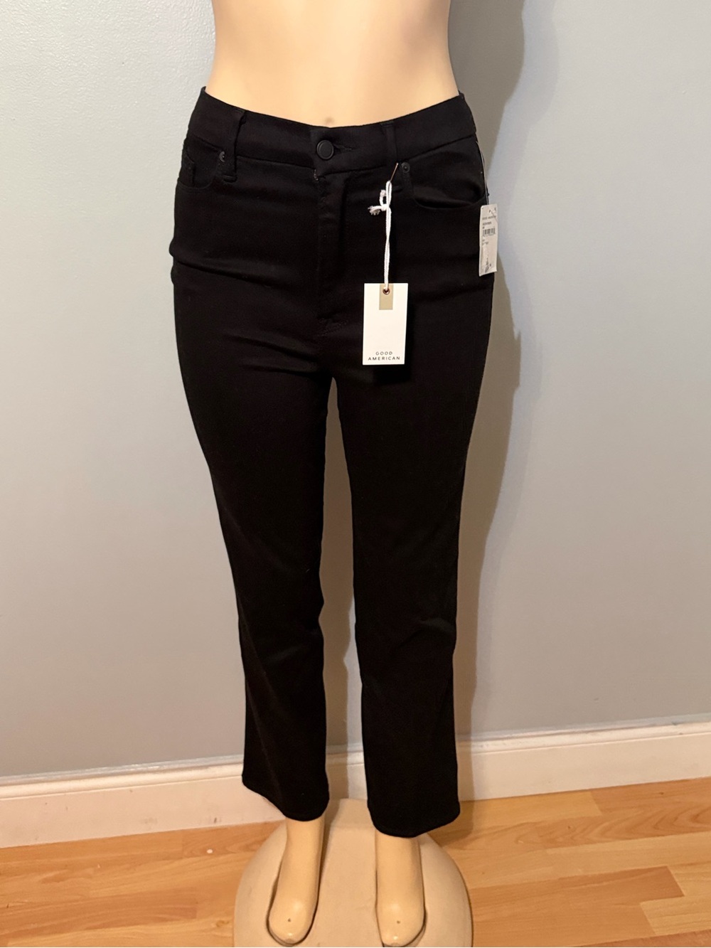 Good American Black good curve High-Rise straight Jeans